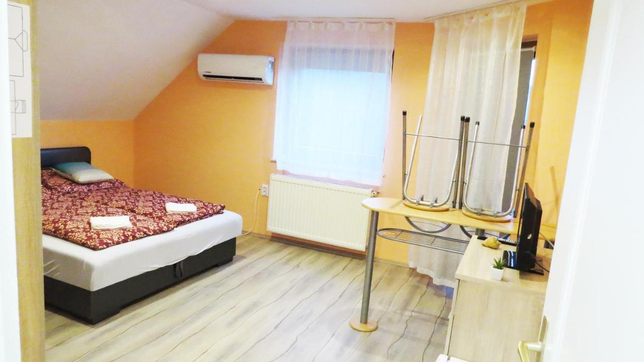 Отель Hoforras Wellness Vendeghaz Эгерсалок Экстерьер фото